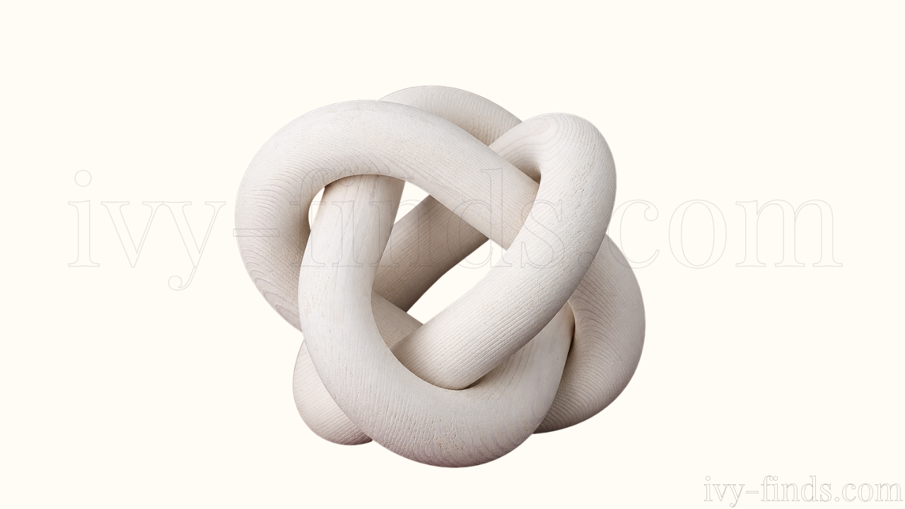 Yalikop 3-Link Wooden Knot Decor